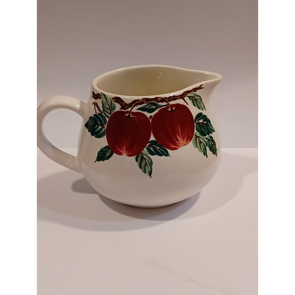 Rare Vintage Creamer Bella Roma by NANCY CALHOUN